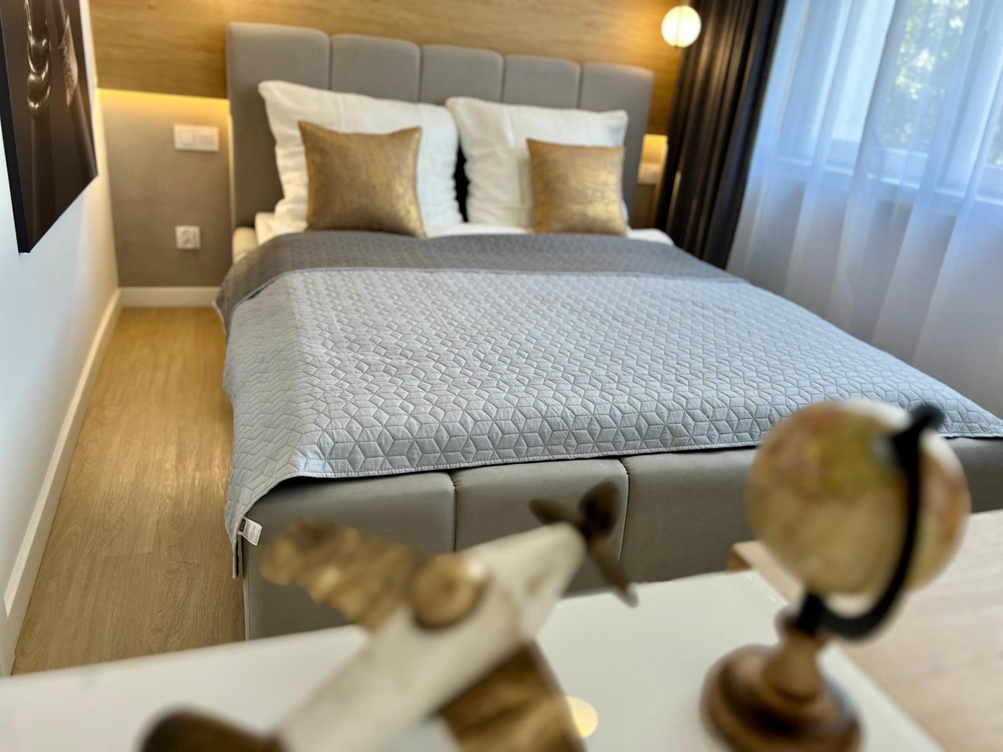 M&S Lux Apartments Kochanowskiego Łódź Kültér fotó